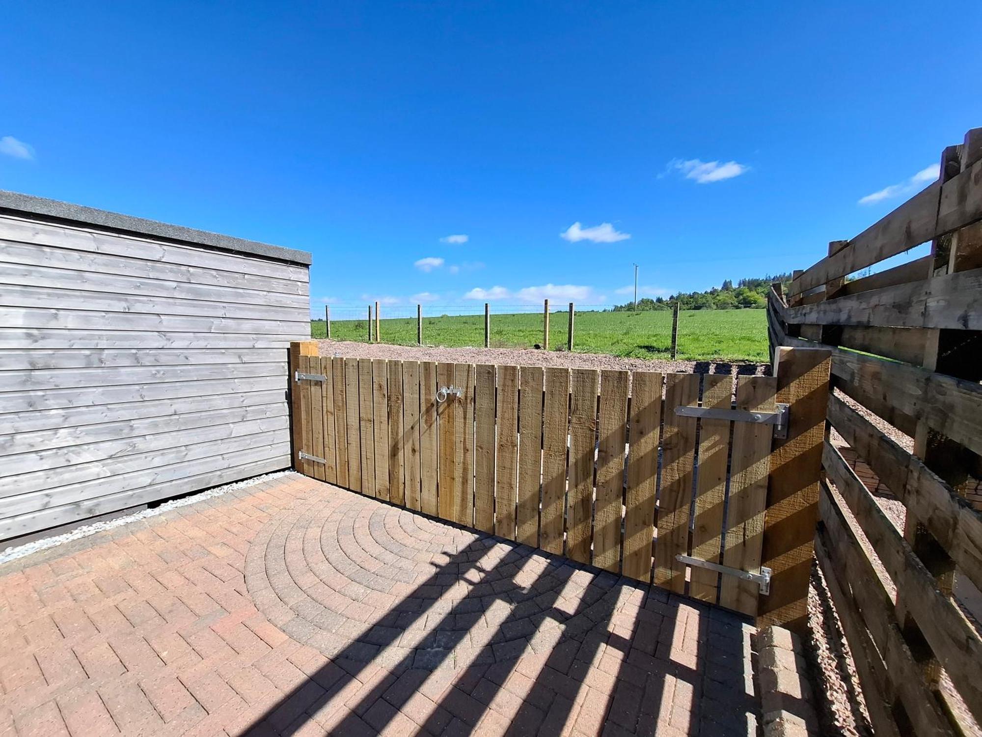 Cairnyard Lodges - Woodrow Beeswing Zewnętrze zdjęcie